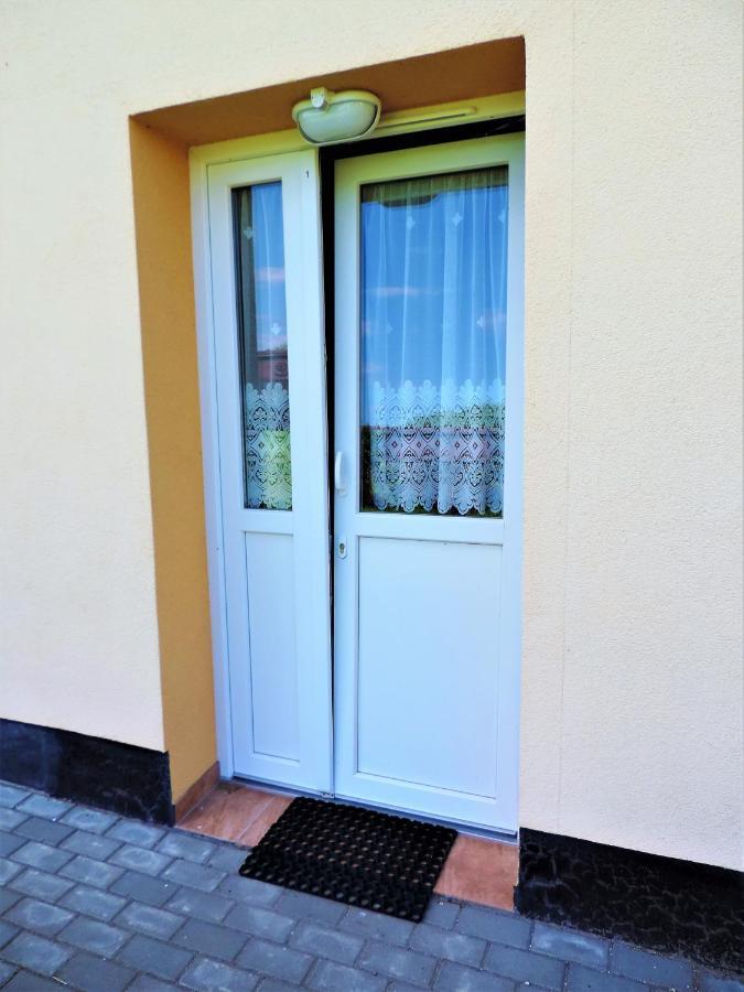 Gasthaus Jacek I Agatka Stolpmünde Exterior foto